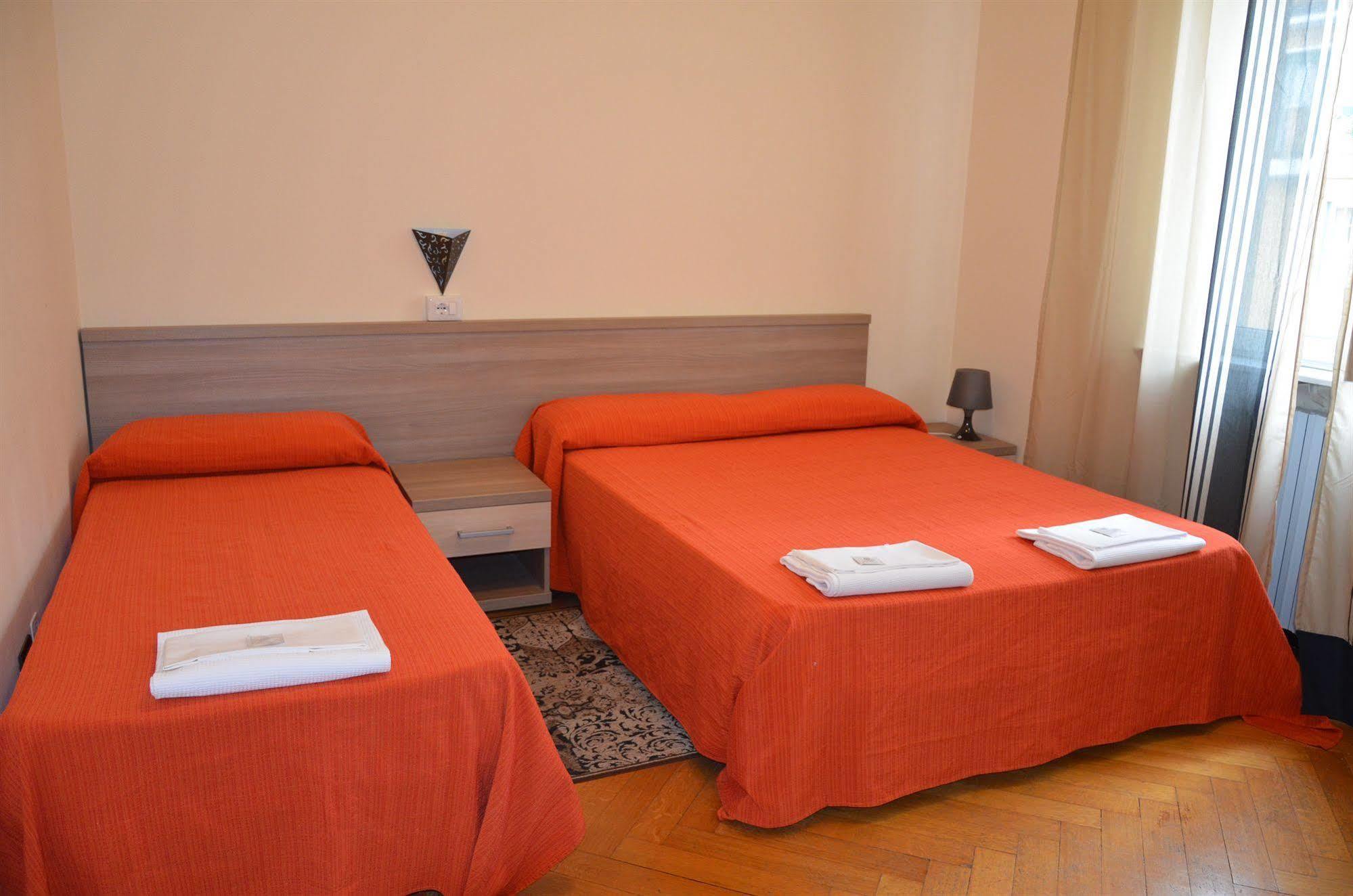 Villa Cheta Milano Eksteriør billede